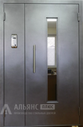 Полуторная входная подъездная дверь с усиленным профилем и звукоизоляцией №4 внешняя - фото